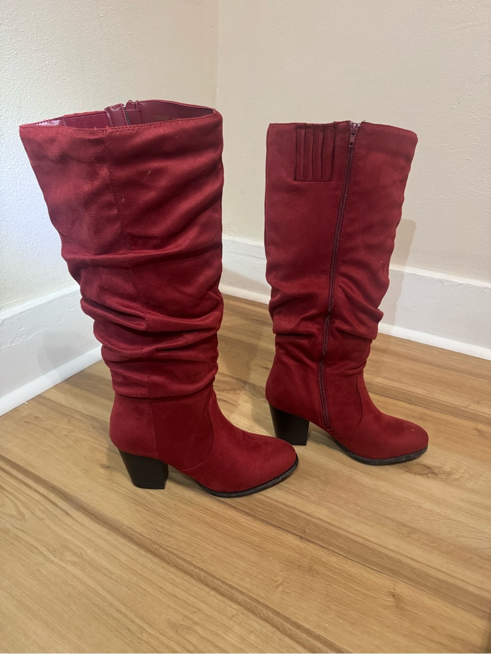 Red Slouchy Mid-Heel Women's Boots